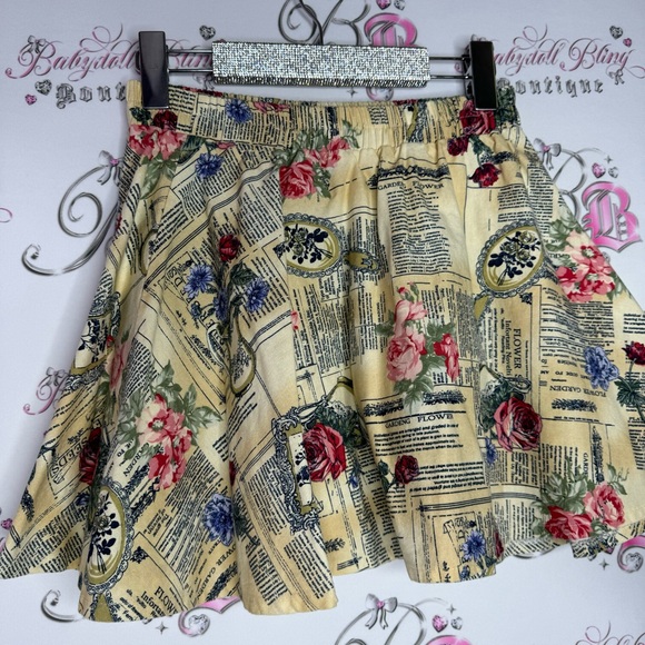 Skirt vintage news paper design floral mirror cottage core renaissance vibes - Picture 5 of 11